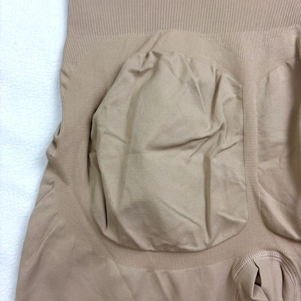 Shecurve Seamless Nude Smoothing Full Body Booty Popping Shapewear Bodysuit (XL)